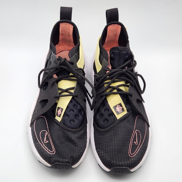 Nike Huarache Type Black 2019 - Picture 6 of 10